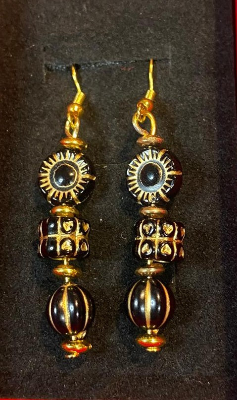 Baroque Noir Drop Earrings