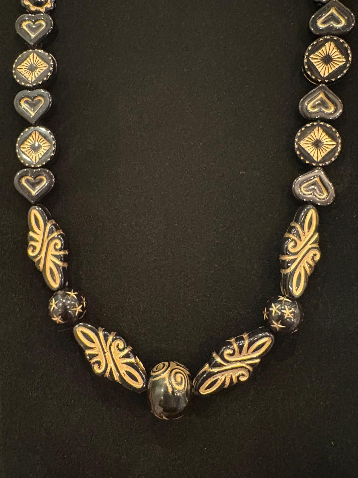 Golden Noir Retro Necklace