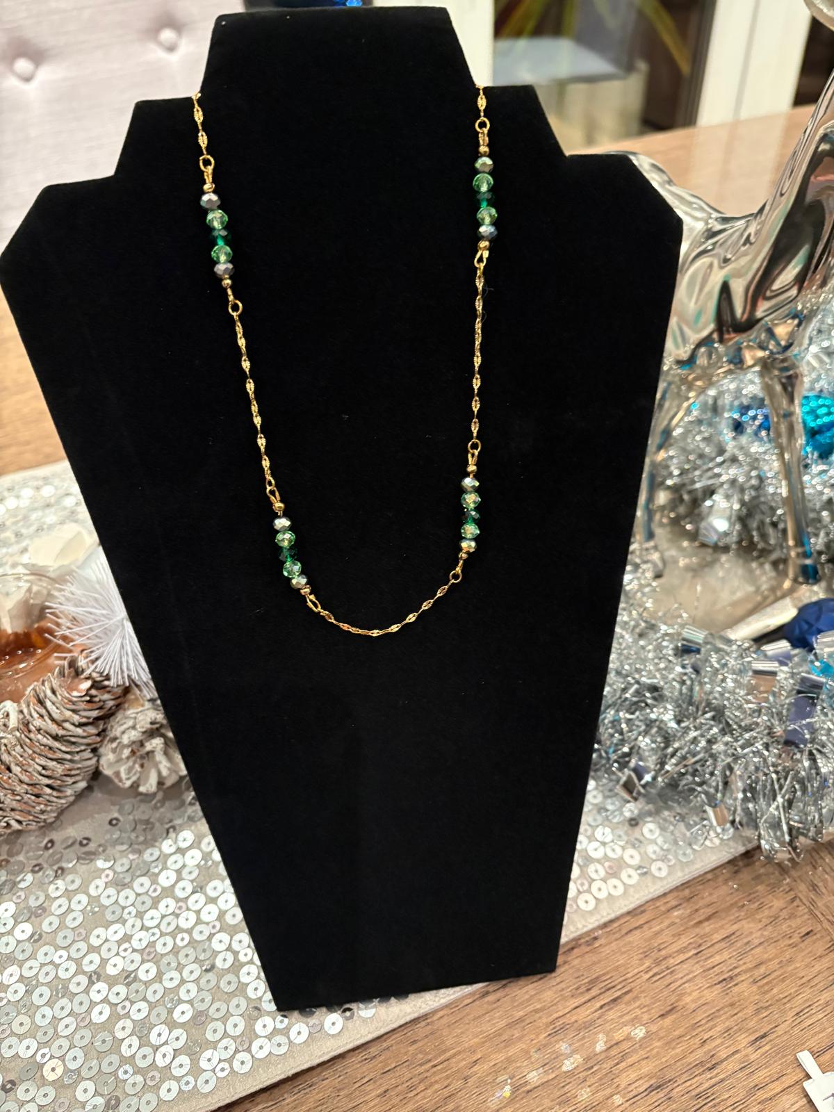 Emerald Glow Chain Necklace