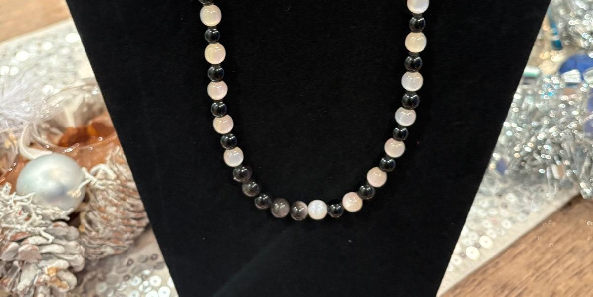 Midnight Glow Beaded Necklace